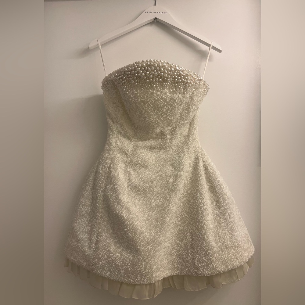 Clio Peppiatt Olympia Strapless Bridal Dress - Picture 4 of 4